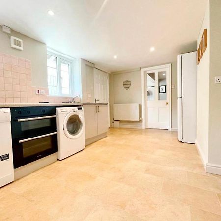 Cheltenham Central Apartment, Parking, Close Bars & Restaurants Челтенхам Экстерьер фото